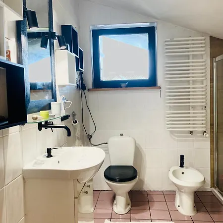 Dom 90 M2 Na Wylacznosc Beskidy Dom Malarki Villa Bielsko-Biala